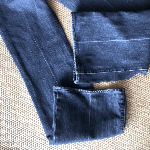 Paige Robertson Jeans - Picture 14 of 15